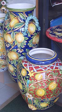 ceramics in amalfi
